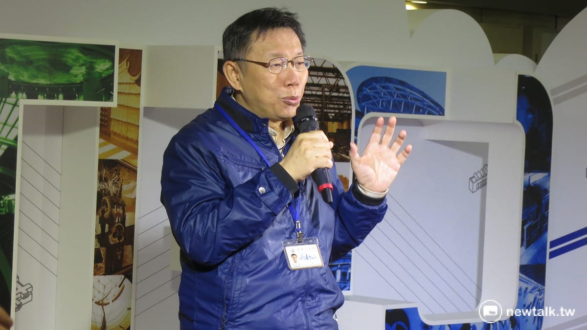 台北市長柯文哲最近民調低落，媒體報導民進黨新潮流系欲將其收編旗下。 圖：新頭殼資料照片