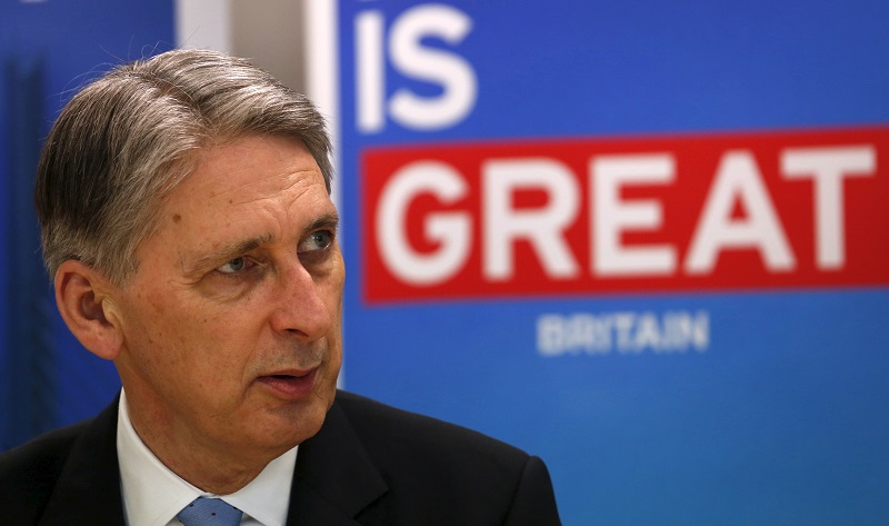 正在香港訪問的英國外交大臣韓蒙德（Philip Hammond）8日表示，銅鑼灣書店負責人李波事件正挑戰「一國兩制」。 圖片來源：達志影像/路透社