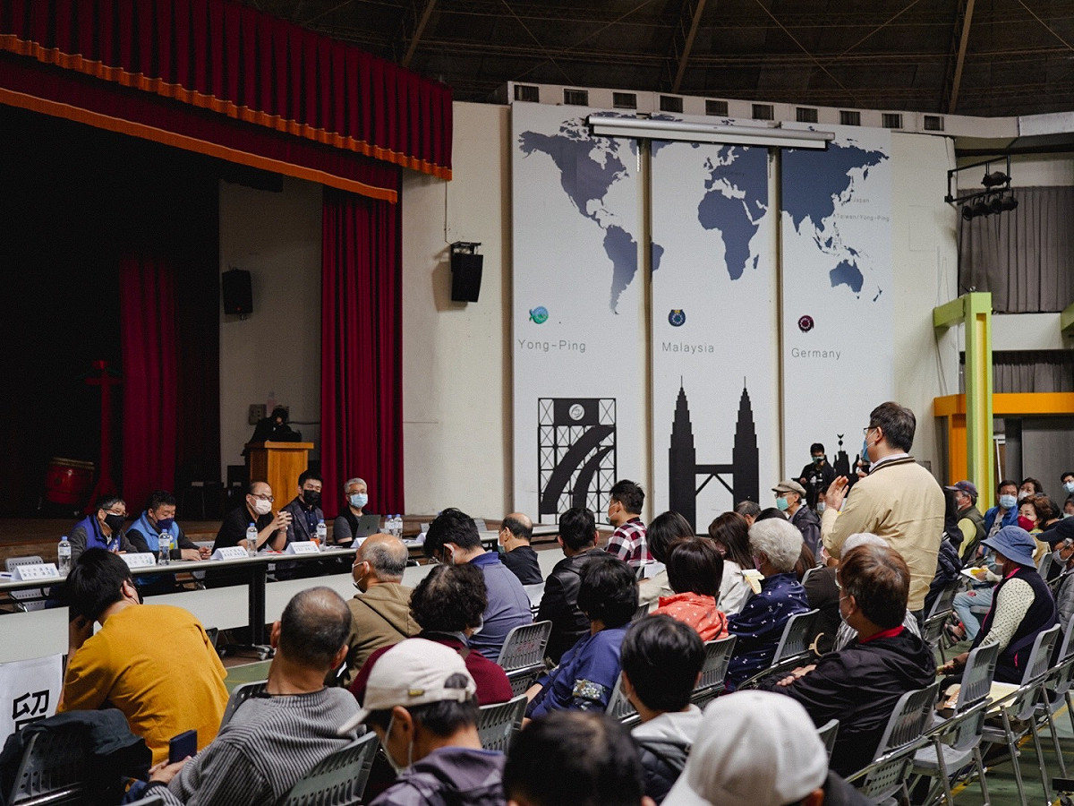 現場詢答。 圖：新北市都更處提供