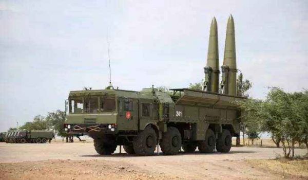 俄羅斯9K720「伊斯坎德爾」(Iskander-M；北約代號：SS-26「岩石Stone」)短程彈道飛彈。 圖：「伊斯坎德爾」短程彈道飛彈  翻攝自新浪軍事