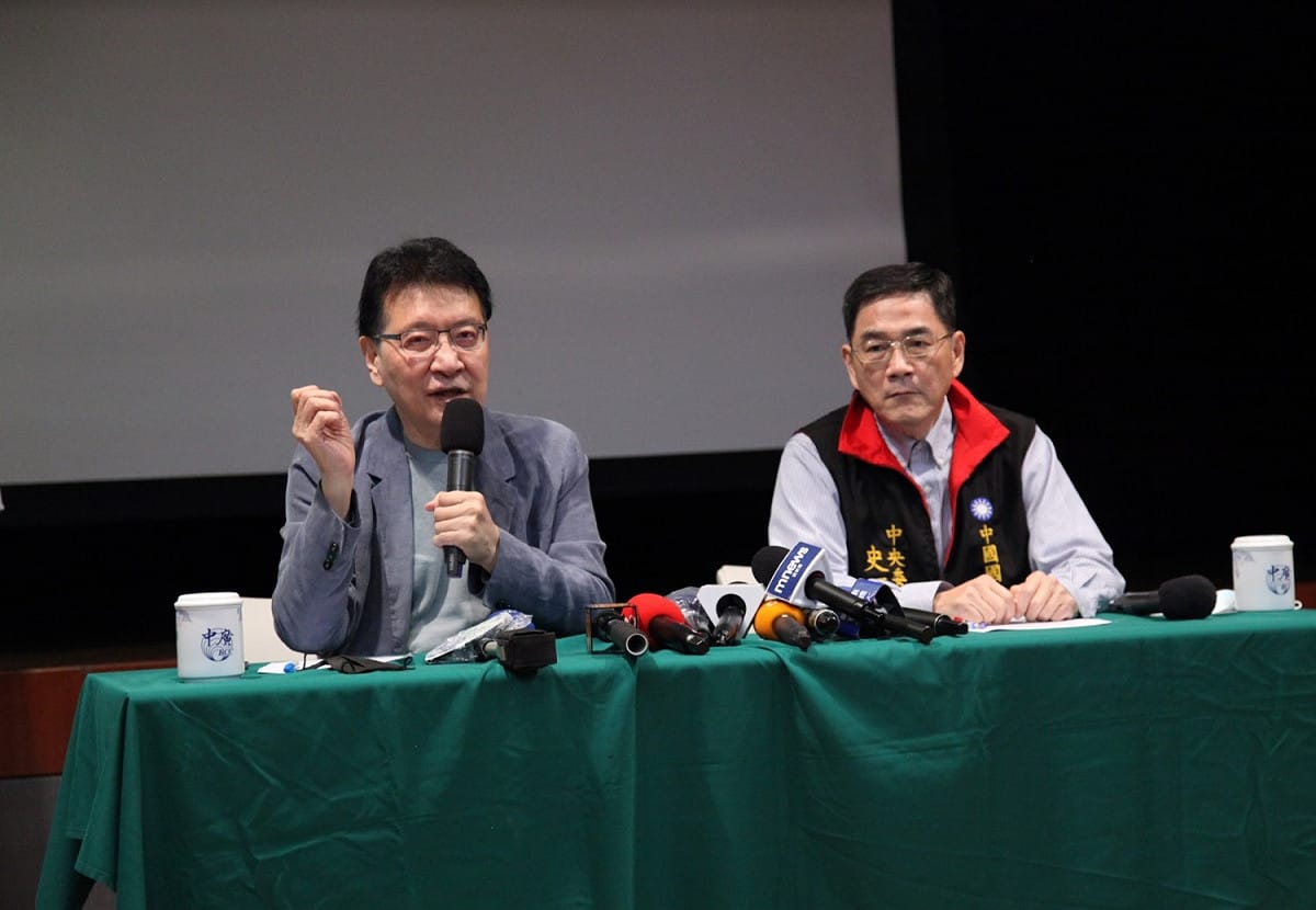 中廣董事長趙少康召開記者會，就國民黨中常委選舉醜聞，呼籲朱立倫下重手。 圖：趙少康辦公室/提供