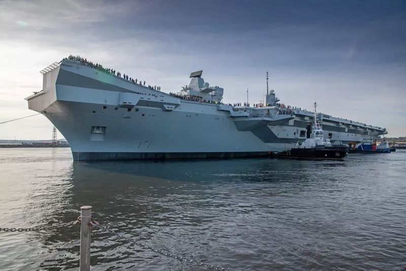 英國皇家海軍威爾士親王號航空母艦。 圖：翻攝自搜狐網。