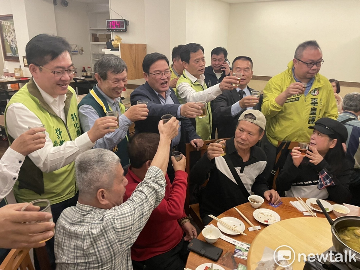 花壇鄉富友會力挺邱建富（左三）參選彰化縣長。 唐復年/攝