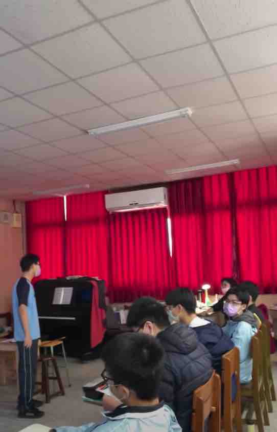 台中一中音樂科呂老師抓狂影片 圖：擷自YouTube影片