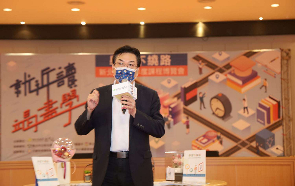 劉和然表示，新北在地就學率110年已提升至7成，未來持續透過各項人才培育政策，讓在地就學率達到8成以上。 圖：新北市教育局提供
