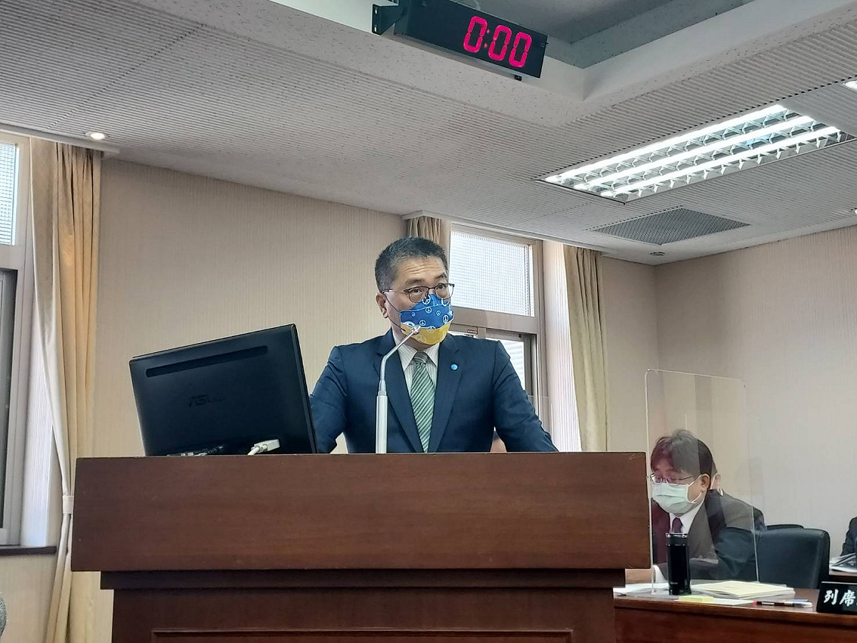 徐國勇今赴內政委員會進行業務報告。 圖:陳佩君/攝