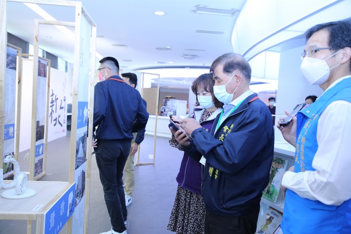 現場各區區長、里長等貴賓蒞臨參展。 圖：新北市民政局提供