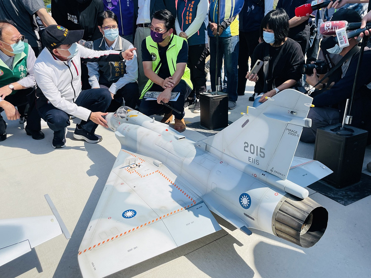 固定翼無人機跑道長達300公尺、寬30公尺，總面積約9000平方公尺。 圖：新北市水利局提供