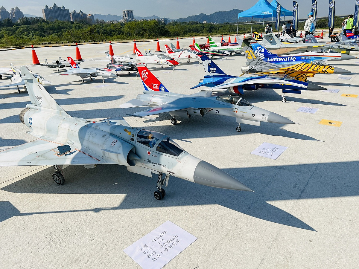 飛友李先生表示，很喜歡這邊的場地規劃，公共設施也很完善。 圖：新北市水利局提供