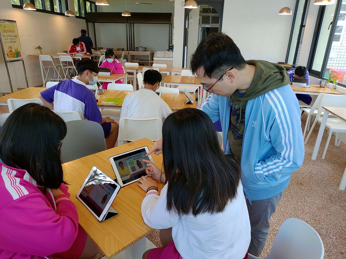 欽賢國中上課搭配學力大爆發及平板（資料照）。 圖：新北市教育局提供