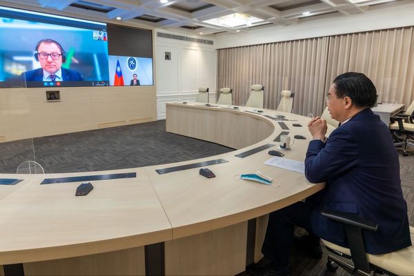 對於我國被俄羅斯列為48個不友善的民主國家之一，吳釗燮直言：「我們深感自豪」。 圖：外交部提供