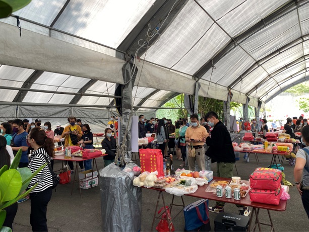 命理師小孟老師今(22)日在臉書上，點名「4生肖」特別容易在清明節後獲得祖先庇佑，不但財運升溫，還可能夢到提示發大財的靈夢訊息，分別為龍、雞、猴、羊。（示意圖） 圖：新北市民政局／提供