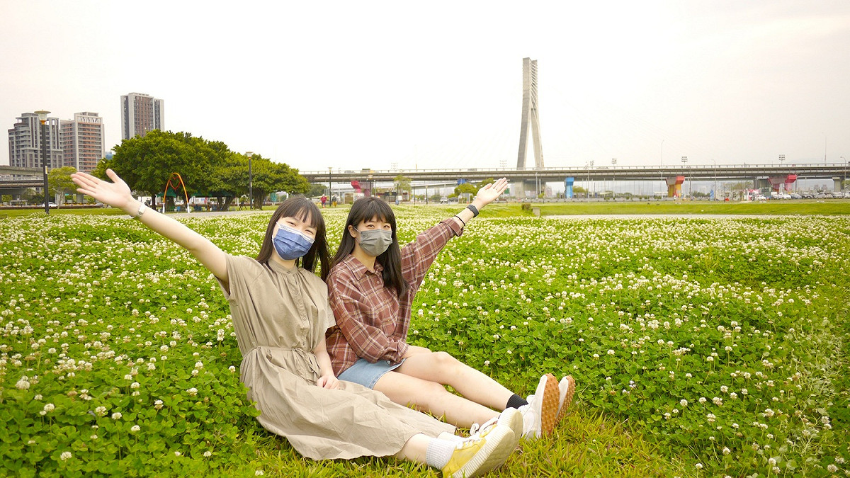 揪朋友一起合影共創回憶。 圖：新北市水利局提供