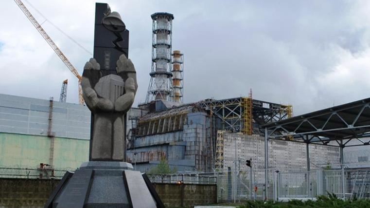專家指出，烏克蘭境內剩餘的4座核電廠「極具吸引力」，俄軍將可能嘗試奪下並控制境內電力。圖為車諾比核電廠。 圖：翻攝烏克蘭外交部推特
