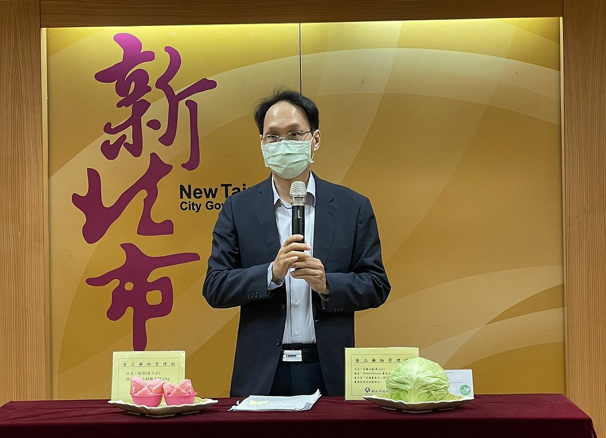 新北市衛生局副局長許朝程主持記者會。 圖：新北市衛生局提供