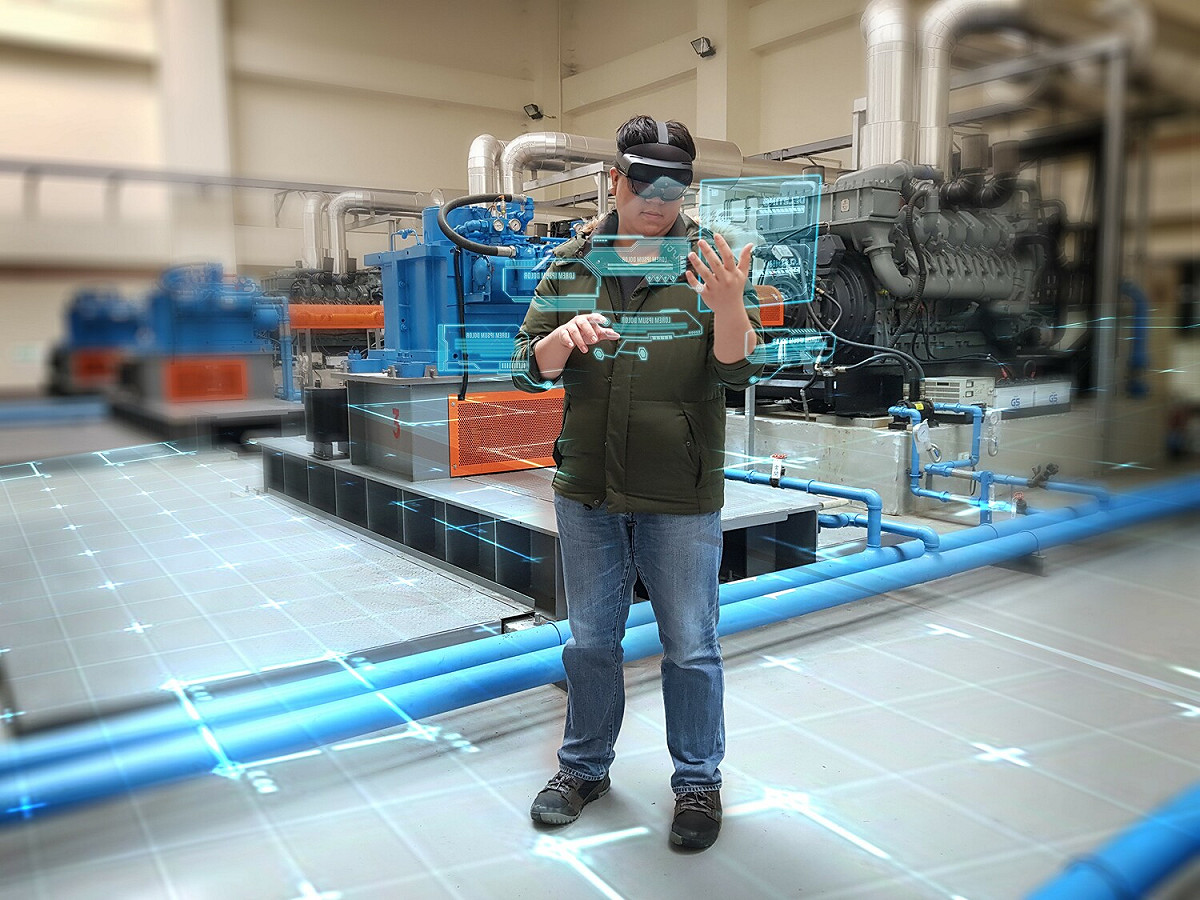 水利局為全國首創將混合實境MR科技作為輔助訓練單位。 圖：新北市水利局提供