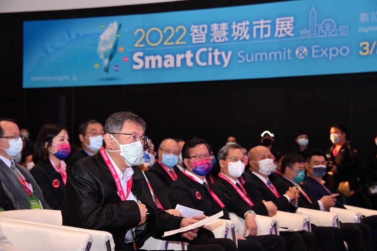 柯文哲昨（22）日出席2022智慧城市論壇開幕，同場與會的還有經濟部長王美花、桃園市長鄭文燦及國發會主委龔明鑫等人。(資料照片) 圖：台北市政府/提供