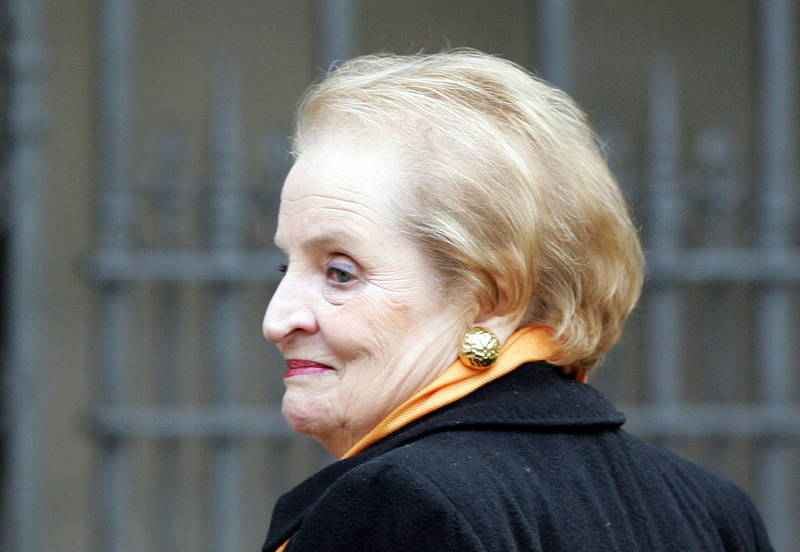 美國前國務卿歐布萊特（Madeleine Albright）於美東時間3月23日辭世，享壽84歲。（資料照片） 圖：達志影像/路透社