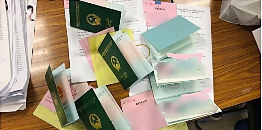 阿嬌在臉書違法自營代辦各項移民業務。 圖：移民署提供