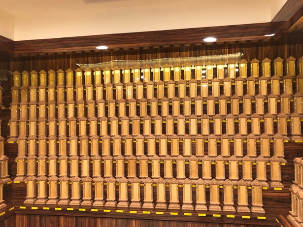 三峽生命紀念館4樓增設牌位區，現場環境簡潔莊嚴，將分兩批啟用。 圖：新北市民政局提供