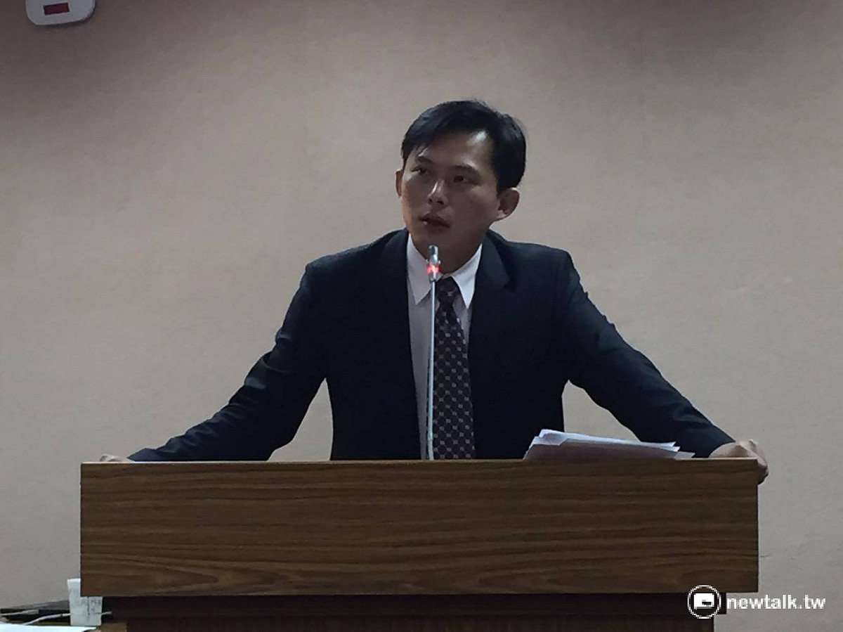 時代力量立委黃國昌15日表示，他接獲民眾陳情有50多名台灣人在馬來西亞可能被遣送到中國。 圖：新頭殼資料照片