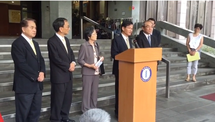 中研院16日舉行第22屆評議會第4次會議，院長翁啟惠會後表示，已順利選出3位新任院長候選人。 圖：中央社