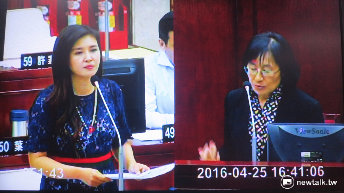 市議員王欣儀批評，市府決定續建松江路自行車道會製造更多問題，要求市府三思。 圖：呂佳峻/攝