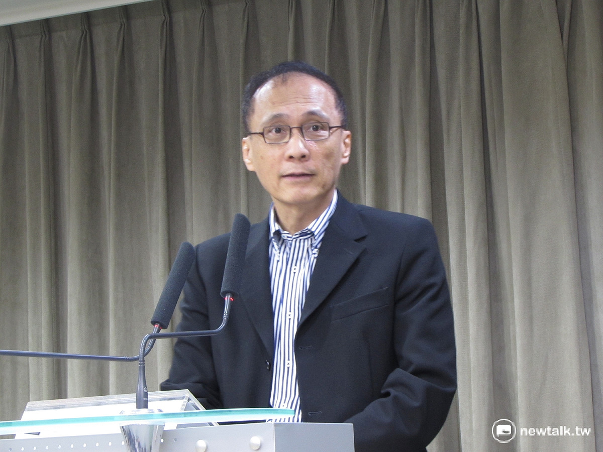 針對準政務委員張景森酸文林苑失言風波，準閣揆林全26日親上火線說明新政府都更立場。 圖：邱珮文/攝
