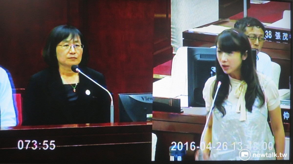 台北市市議員許淑華批評，絕無法接受U-Car使用燃油車，怒嗆要全力杯葛。 圖：呂佳峻/攝