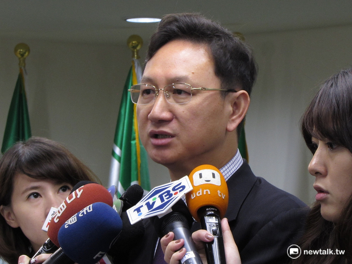 準行政院發言人童振源28日表示，準閣揆林全將在下午4點半將會公布第5波人事，「大部份」的部會首長都會確定。 圖：新頭殼資料照片。