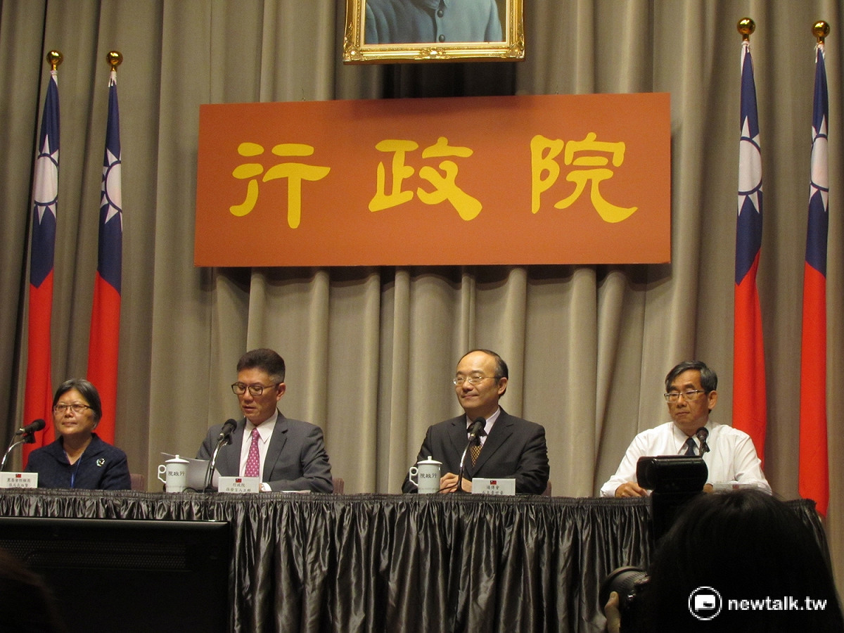國發會5日在行政院會報告「國家建設8年施政-檢視績效、策勵未來」，行政院長張善政表示，在一些國際指標上，台灣還是有相當的進展。 圖：邱珮文/攝