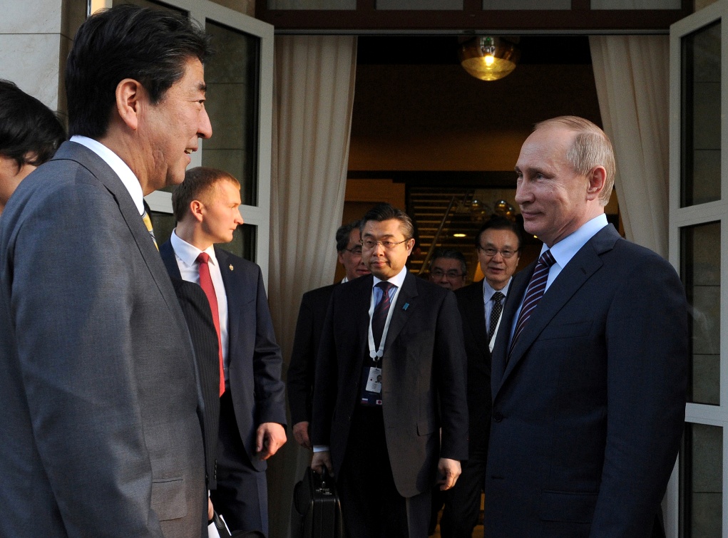 日本內閣總理大臣安倍晉三6日與俄羅斯總統普亭會晤。 圖：達志影像/路透社