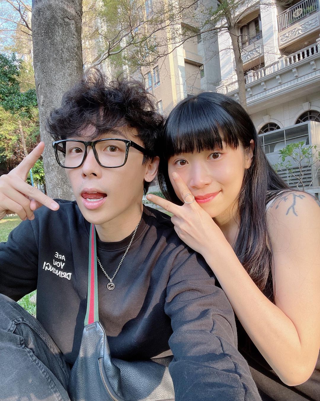 酷炫與NanaQ合體拍片。 圖：翻攝自酷炫IG(@kevin0204660)