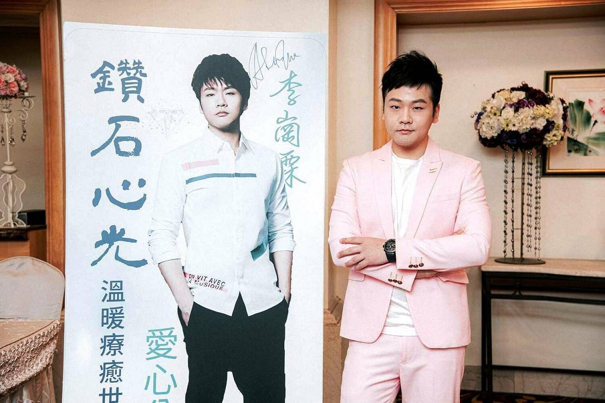 光覺心靈文教協會公益大使李崗霖。 圖:光覺心靈文教協會提供