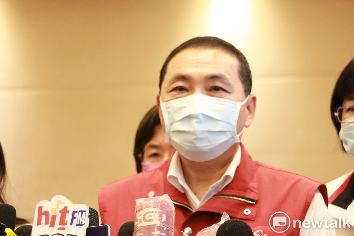 新北市長侯友宜希望外界給予確診者多點包容、體諒及空間，讓他們早日康復。 圖：林昀真/攝