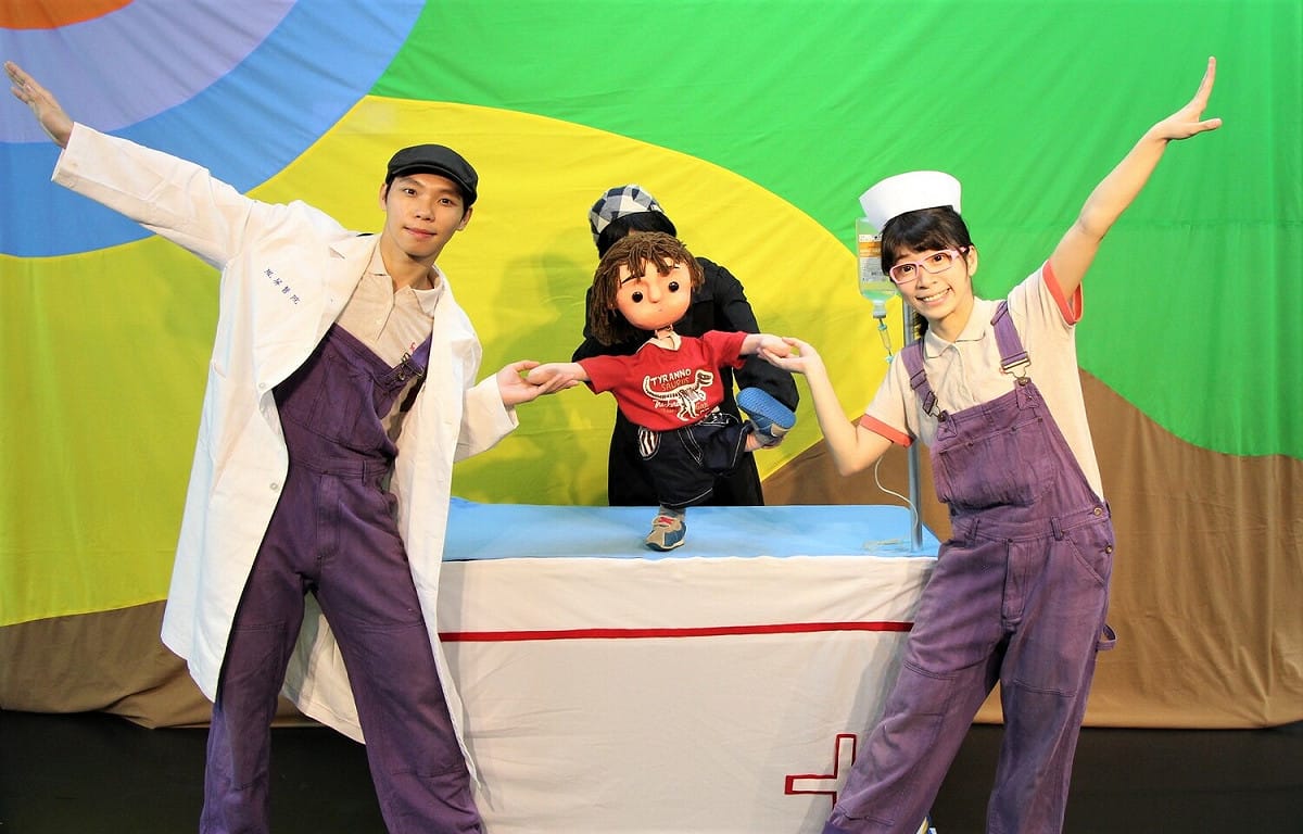 陶博館特別邀請「頑書趣工作室」於4月2日、3日下午4點盛大演出「再次飛翔」兒童劇。 圖：鶯歌陶瓷博物館提供