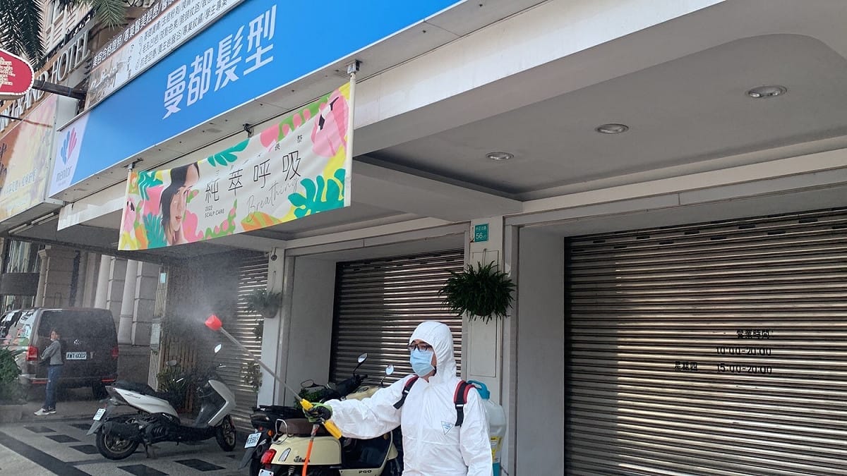 確診個案曾於26日至曼都髮型鹽行店。 圖：台南市政府提供
