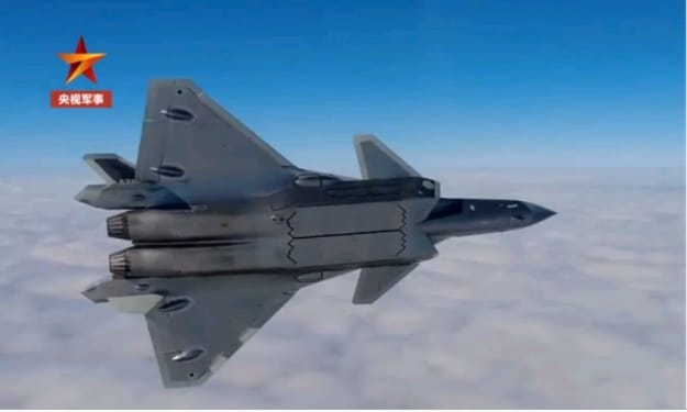 中國解放軍的殲-20戰機。 圖 : 翻攝自央視軍事
