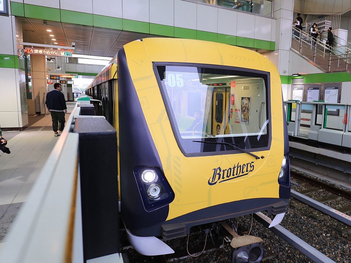 中捷猛瑪‧鋼鐸拉王者列車。 台中市政府/提供