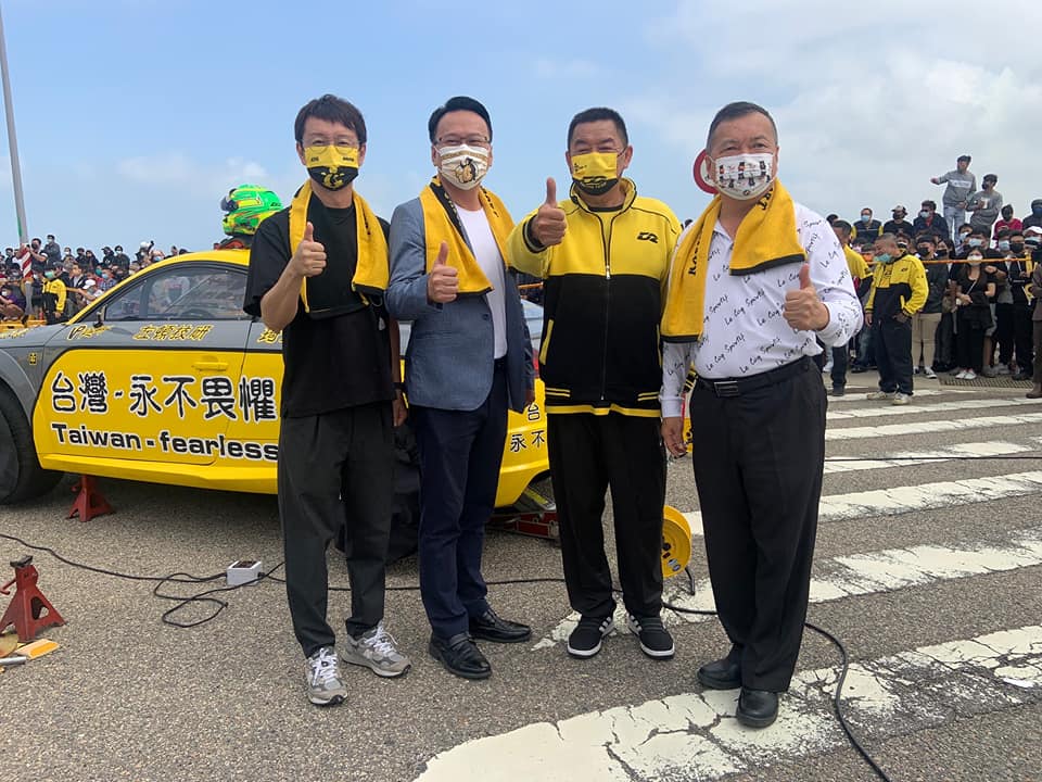 廖老大的打龜號今早在台中港區進行測試。 圖：莊競程臉書