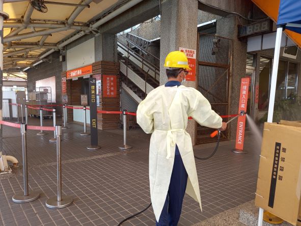 屏東縣針對確診者足跡清消。 圖：屏東縣政府提供