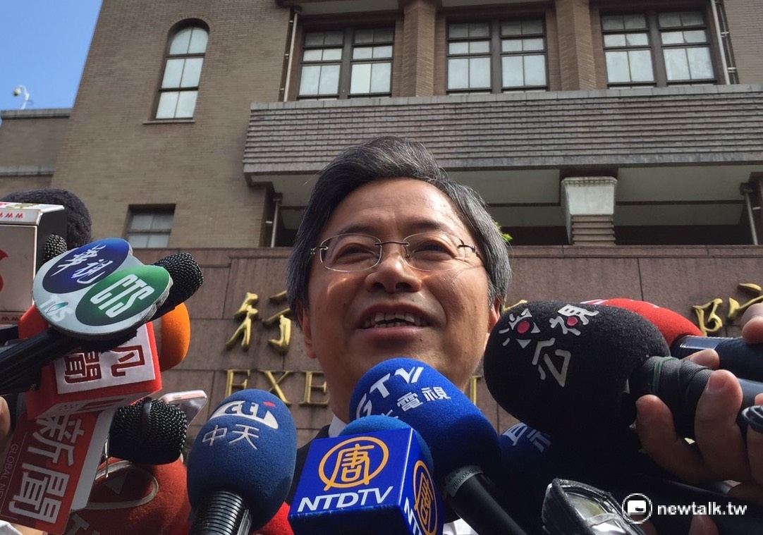 行政院長張善政12日表示，氣象局所發地震警報，他也沒收到，原因還要了解。 圖：邱珮文/攝
