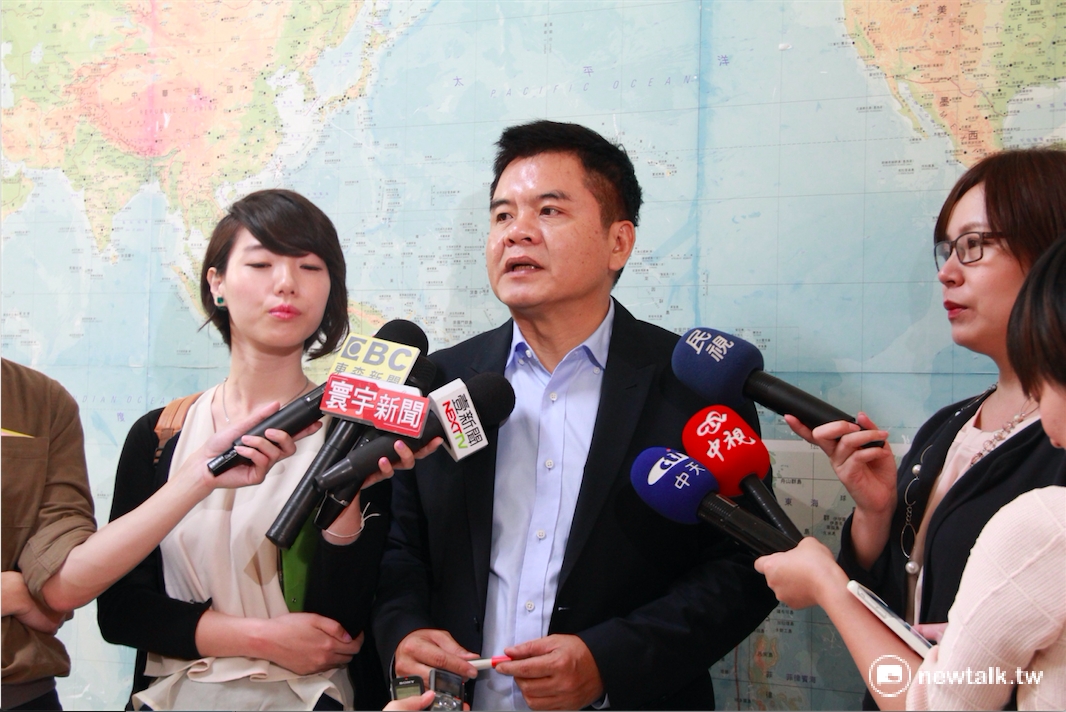 針對馬英九總統短片，民進黨立委莊瑞雄表示：「馬總統想要創造事業第二春，可以考慮去代言洗手精。」 圖：鄭佑漢/攝