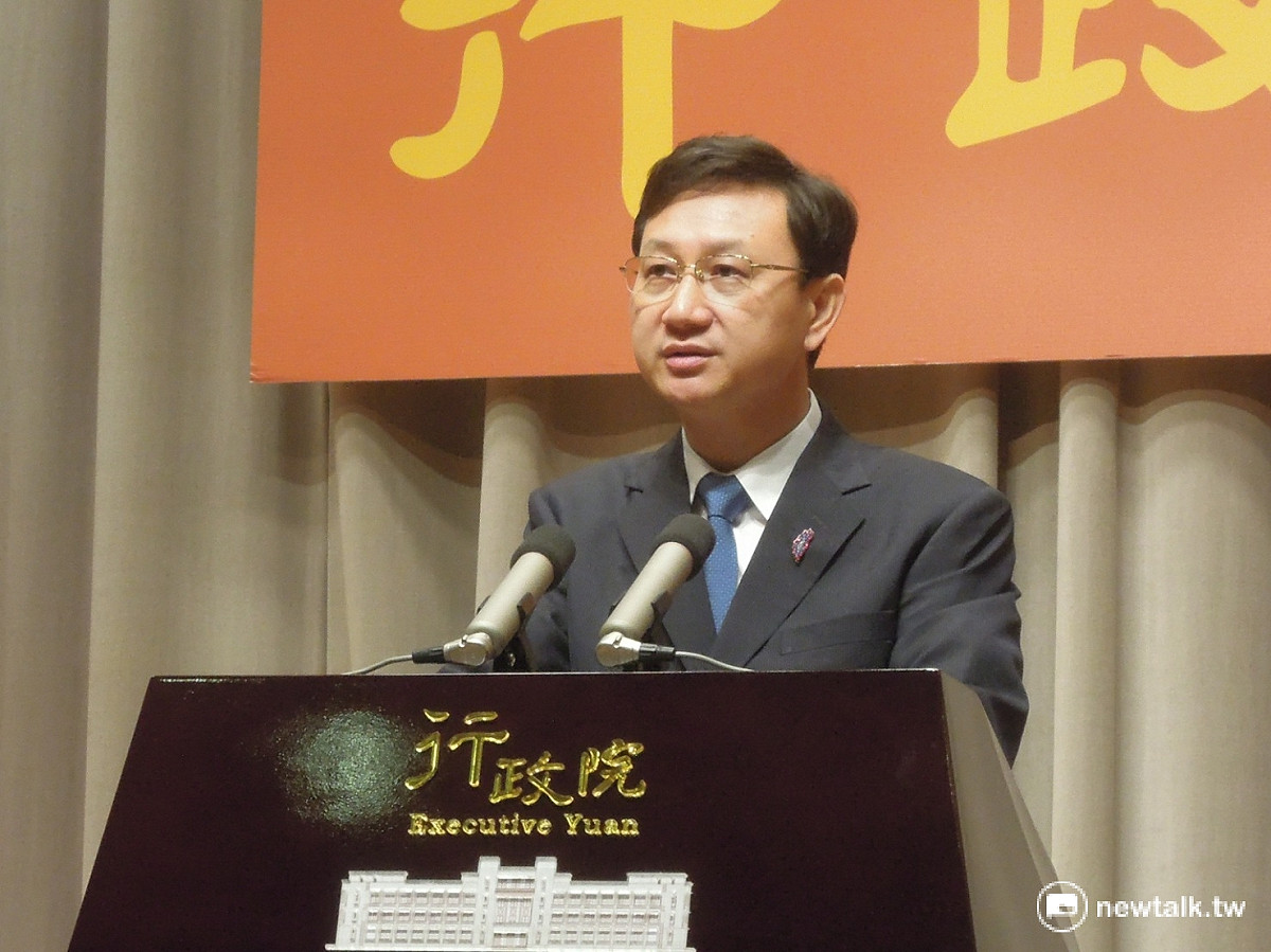 行政院發言人童振源30日表示，在目前沒有科學證據前，不會討論美豬進口議題。對於開放日本核災食品也沒有時間表。 圖：新頭殼資料照片