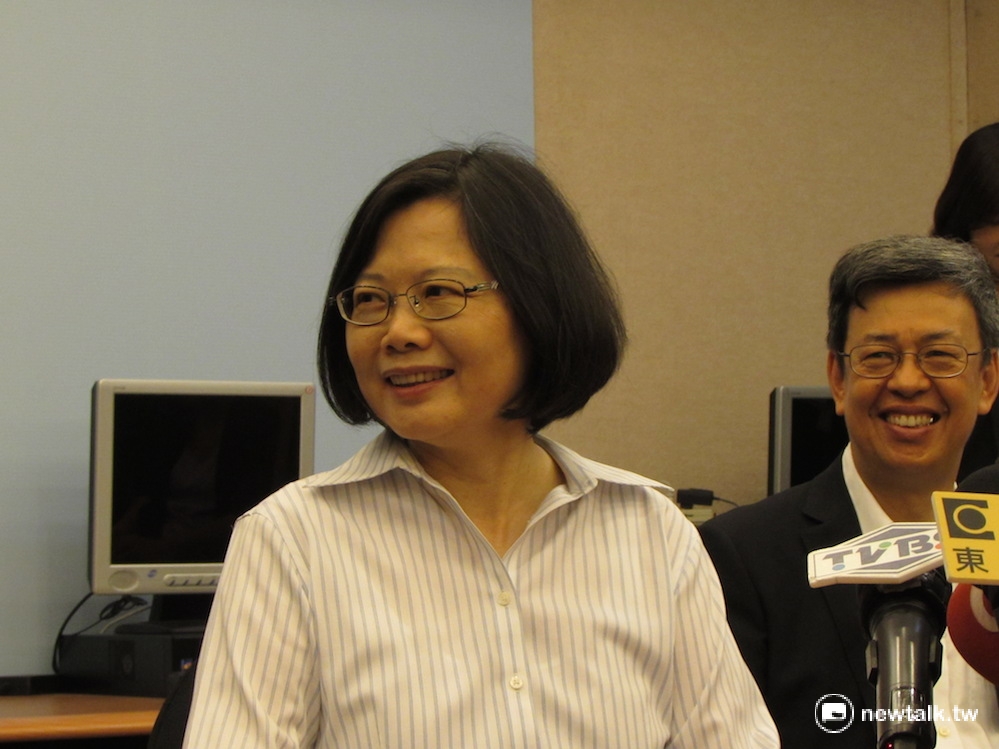 總統蔡英文27日接見衛福部長林奏延時肯定他們在WHA的表現。 圖：新頭殼資料照片
