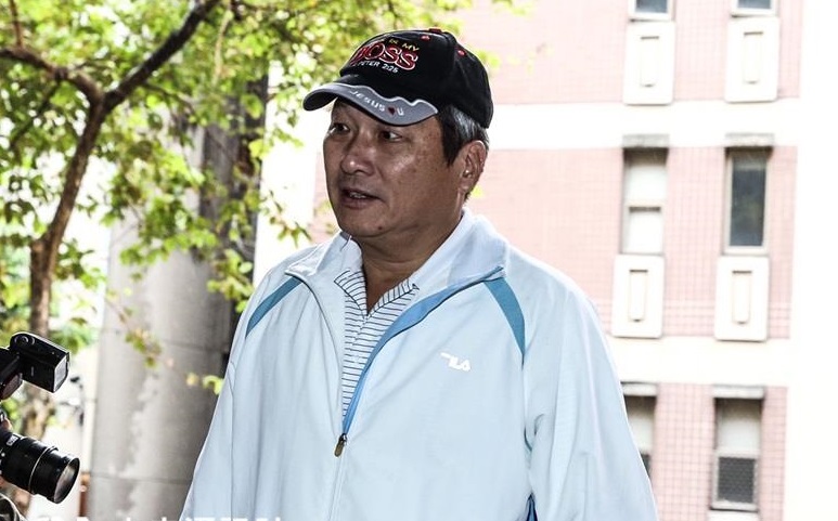 潛逃海外的前力霸集團創辦人王又曾27日驚傳在美車禍身亡，其四子王令麟31日發出公開信，感嘆「天下無不是的父母」，並向社會致歉。 圖：中央社