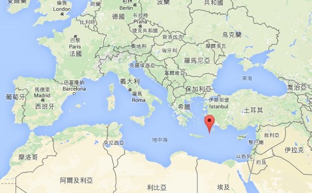 埃及航空客機失事墜毀地中海，法國調查人員1日證實，法國海軍搜救船已偵測到埃航失事客機2具黑盒子之一的訊號。    圖：翻攝Google Map