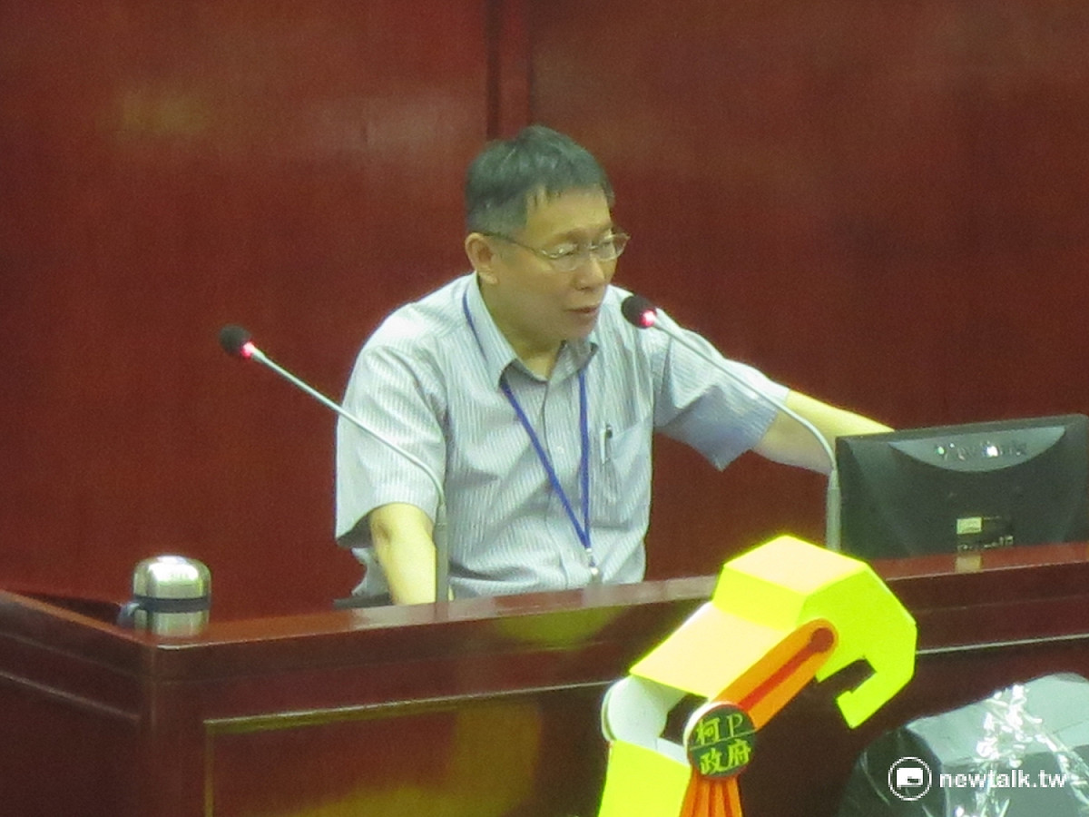 對於台灣在國際場合往往僅能以中華台北出席，台北市長柯文哲說，我們是精神錯亂的國家，不只中華台北，還有很多名稱。 圖：呂佳峻/攝