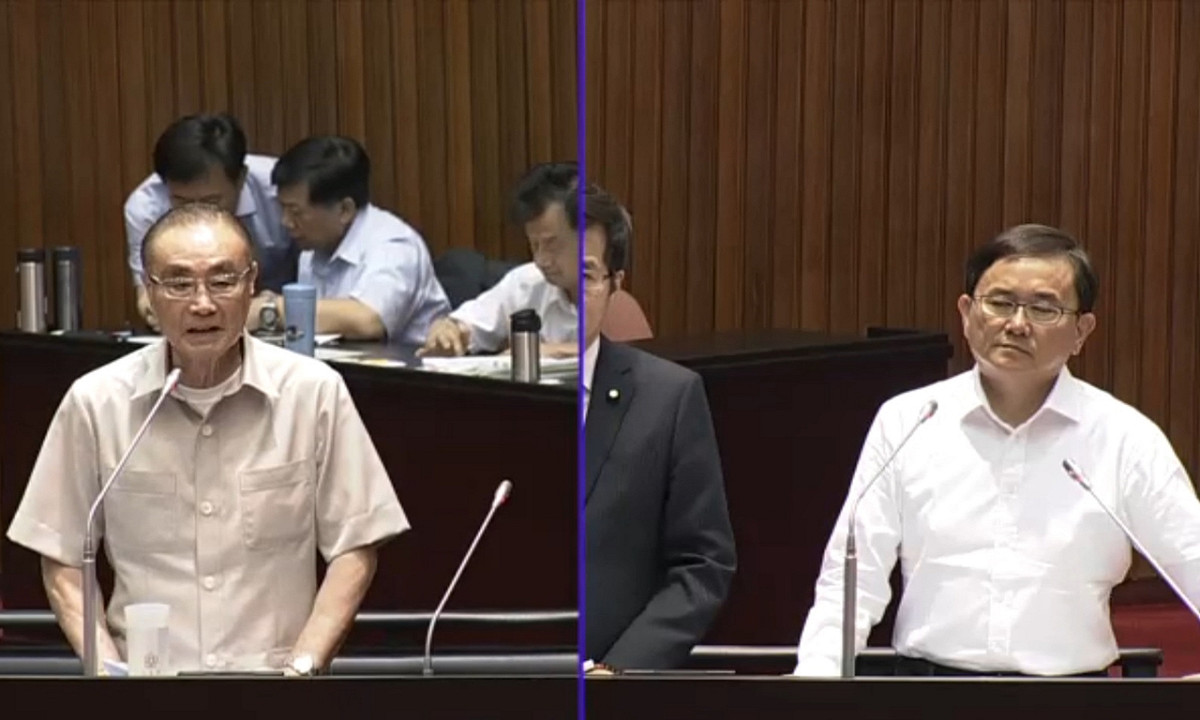 國防部長馮世寬7日備詢時又透露南沙群島已經完成彈藥運補。 圖：立法院IVOD
