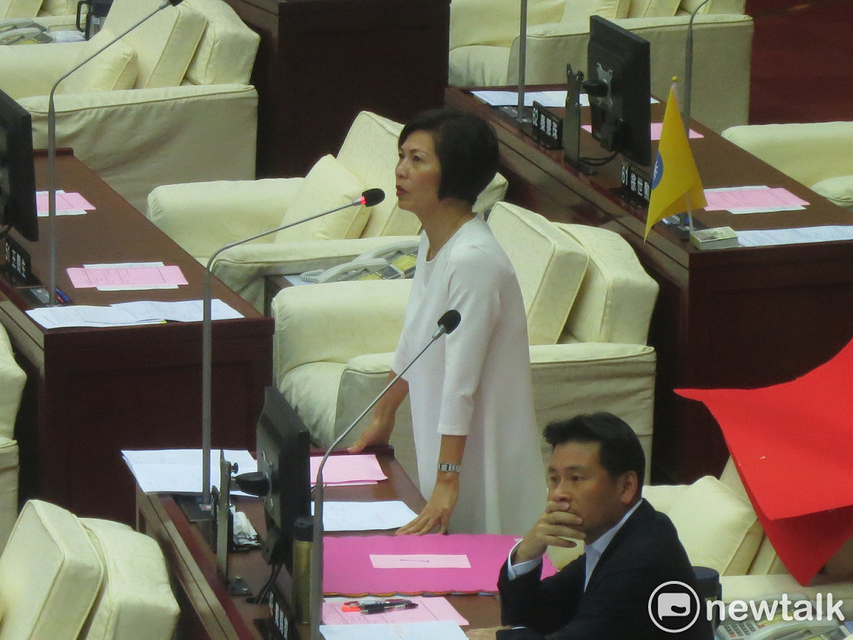 針對台北市政府幫前總統陳水扁出新書，市議員汪志冰痛批，無疑就是台北市長柯文哲為了選戰考量。 圖：呂佳峻/攝（資料照）。